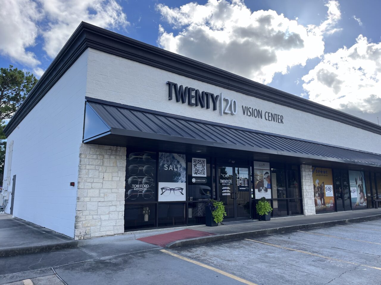 outside of a twenty20 vision clinic
